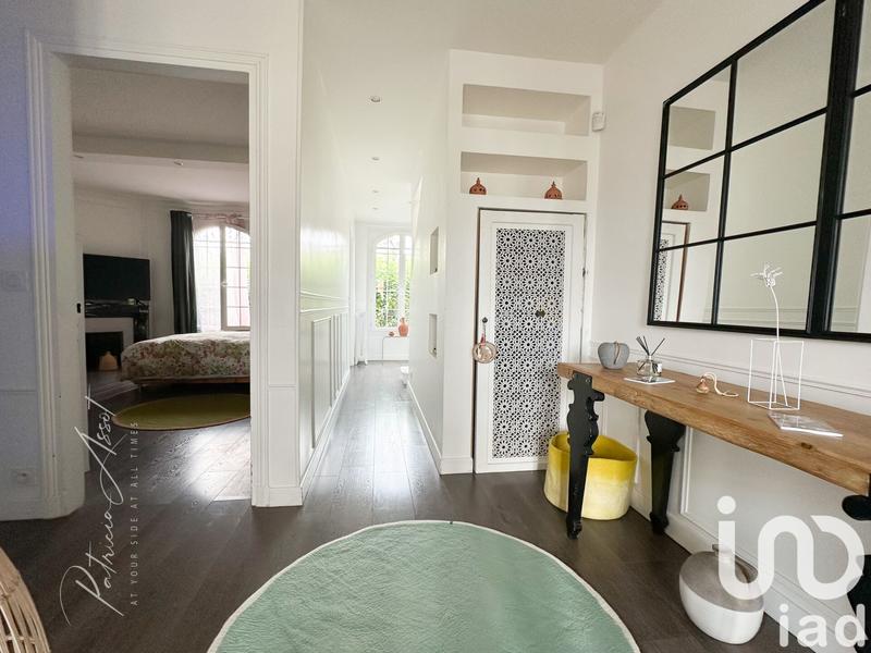 Maison - 200 m² - 7 pièces