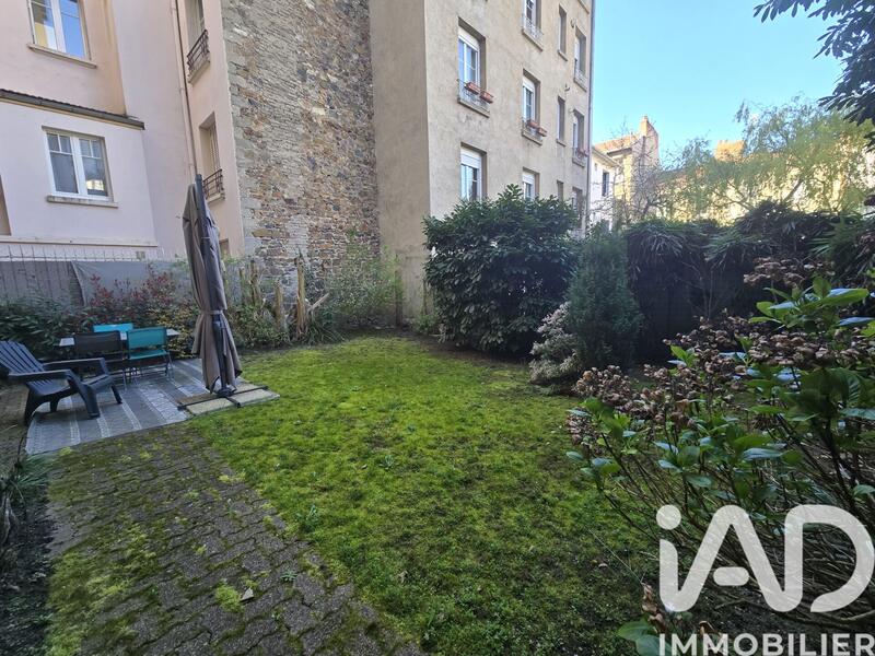 Appartement - 90 m² - 4 pièces