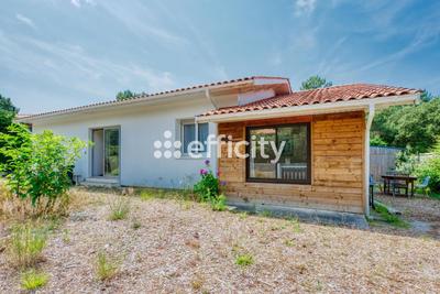 Maison - 122 m² - 6 pièces