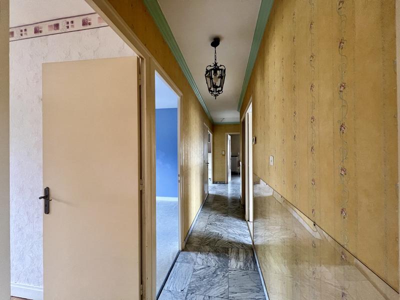 Maison - 96 m² - 5 pièces