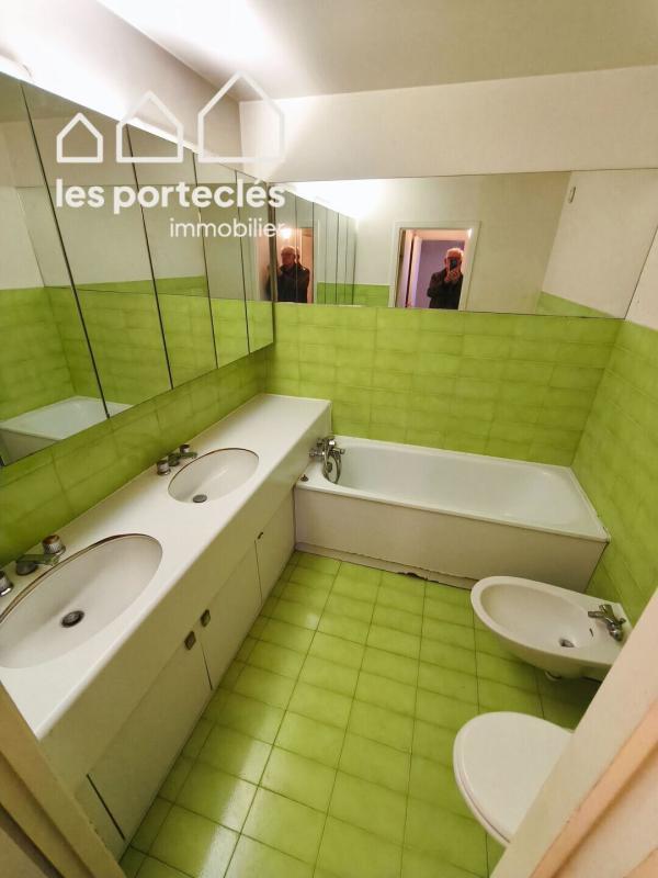 Appartement - 96 m² - 4 pièces