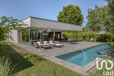 Maison de maîtres - 700 m² - 6 pièces