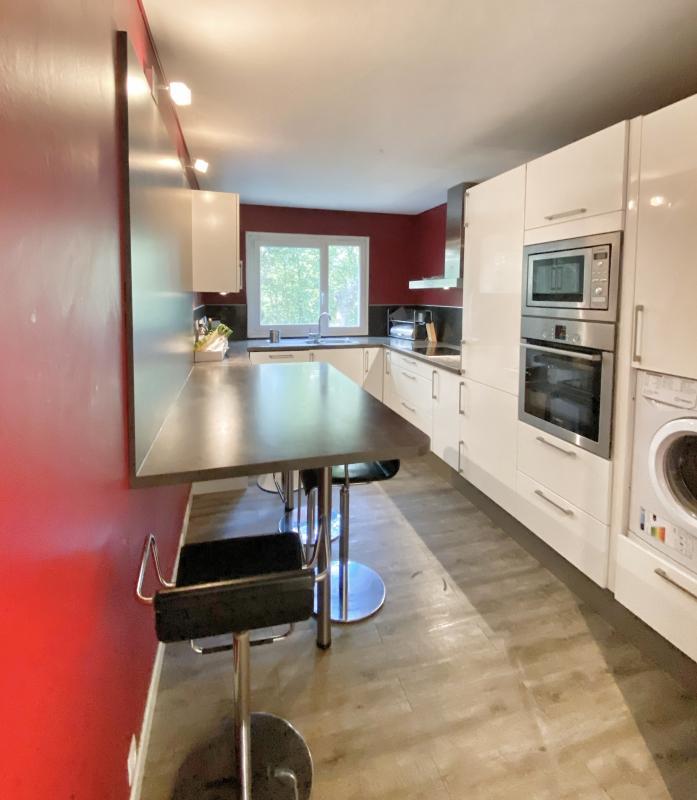 Appartement - 110 m² - 6 pièces