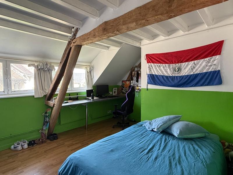 Maison - 183 m² - 7 pièces