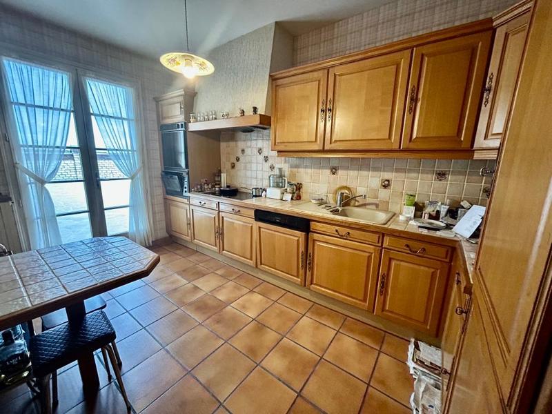 Maison - 292 m² - 5 pièces