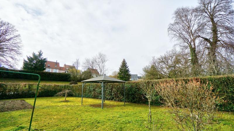 Maison - 143 m² - 8 pièces