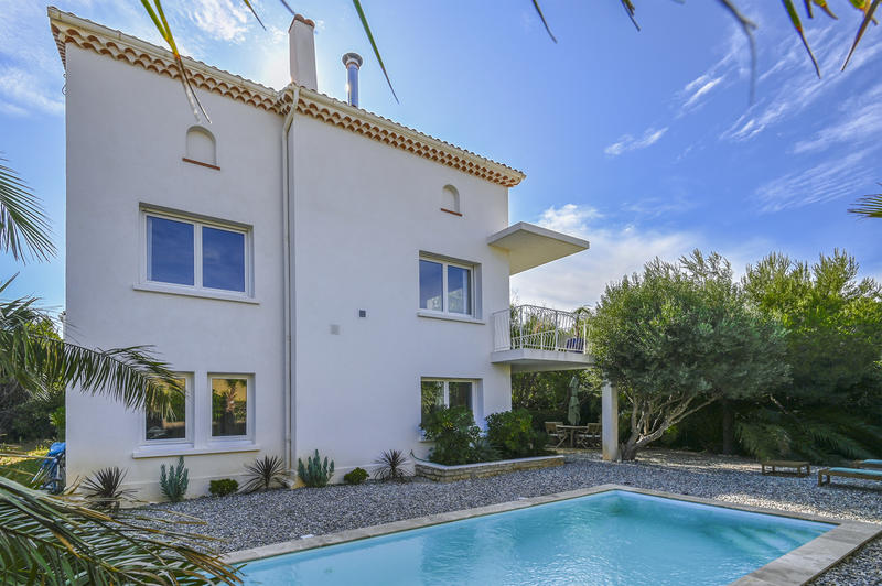 Villa - 184 m² - 7 pièces