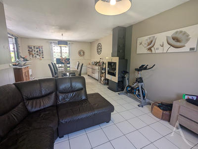 Maison - 95 m² - 6 pièces