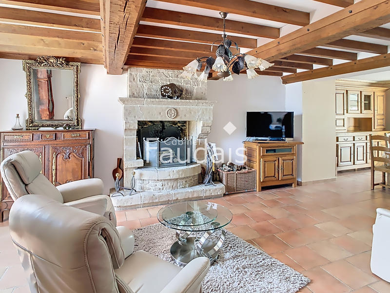 Maison - 160 m² - 6 pièces