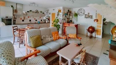 Appartement - 75 m² - 3 pièces