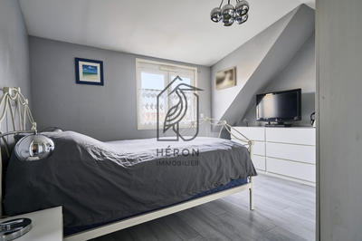 Maison - 104 m² - 5 pièces