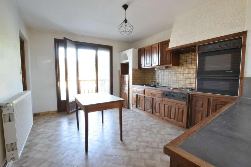 Maison - 165 m² - 8 pièces