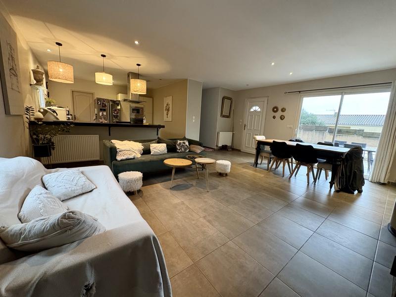 Villa - 104 m² - 4 pièces