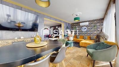 Maison - 272 m² - 14 pièces