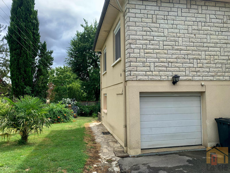 Maison - 197 m² - 6 pièces