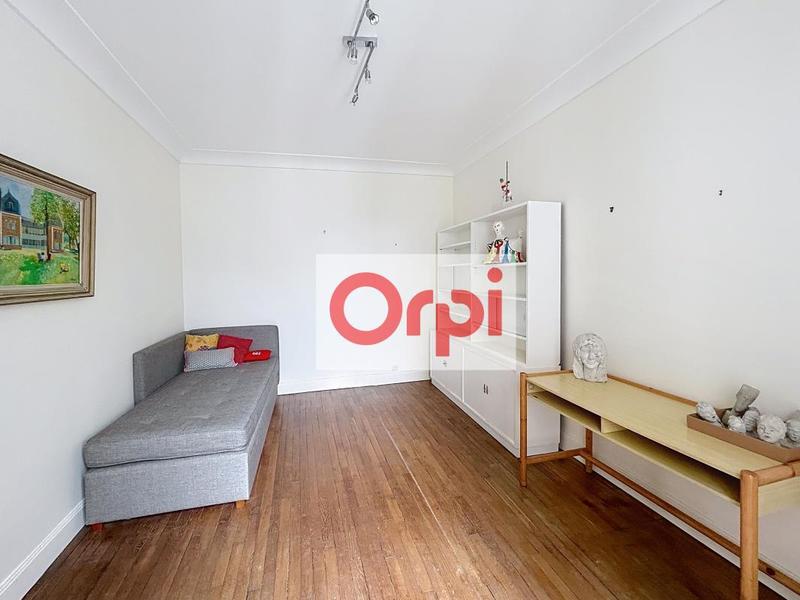 Appartement - 152 m² - 5 pièces