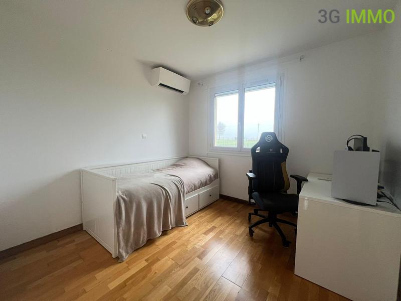 Maison - 137 m² - 7 pièces