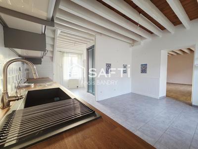 Maison - 123 m² - 6 pièces