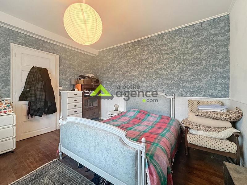 Propriété - 230 m² - 7 pièces