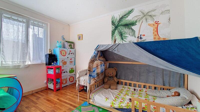 Maison de ville - 150 m² - 8 pièces