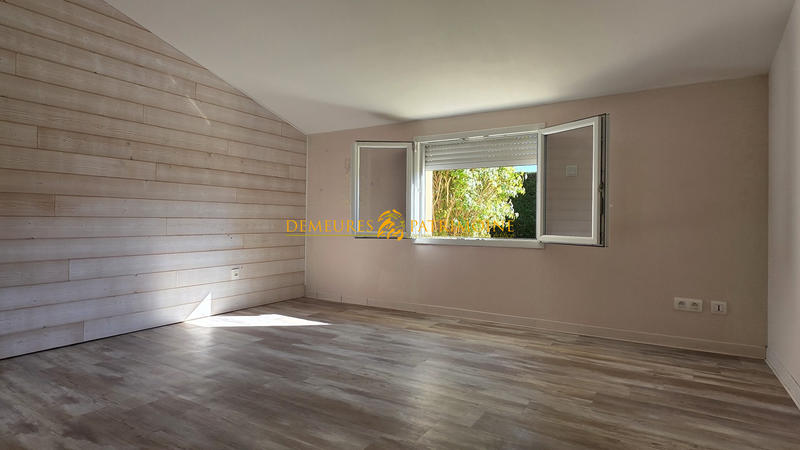 Maison - 137 m² - 6 pièces