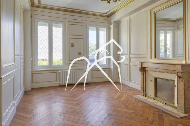 Appartement ancien - 100 m² - 4 pièces