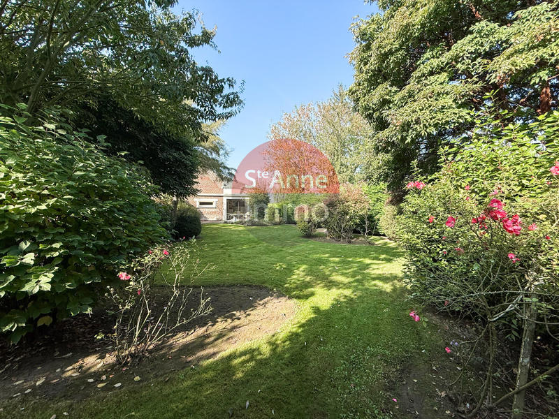 Maison - 203 m² - 7 pièces