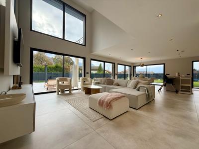 Villa - 146 m² - 5 pièces