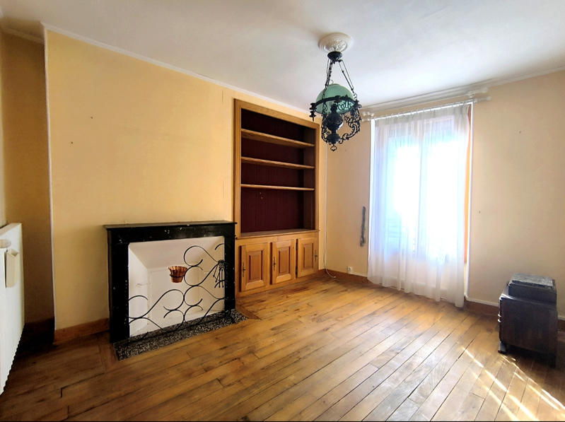 Maison - 143 m² - 6 pièces