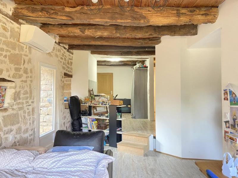 Propriété - 217 m² - 10 pièces