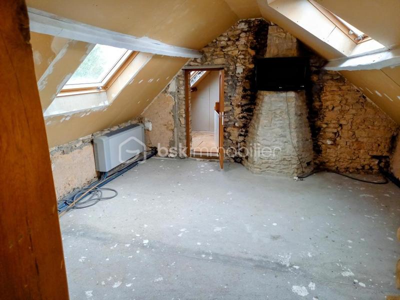 Maison de village - 274 m² - 8 pièces