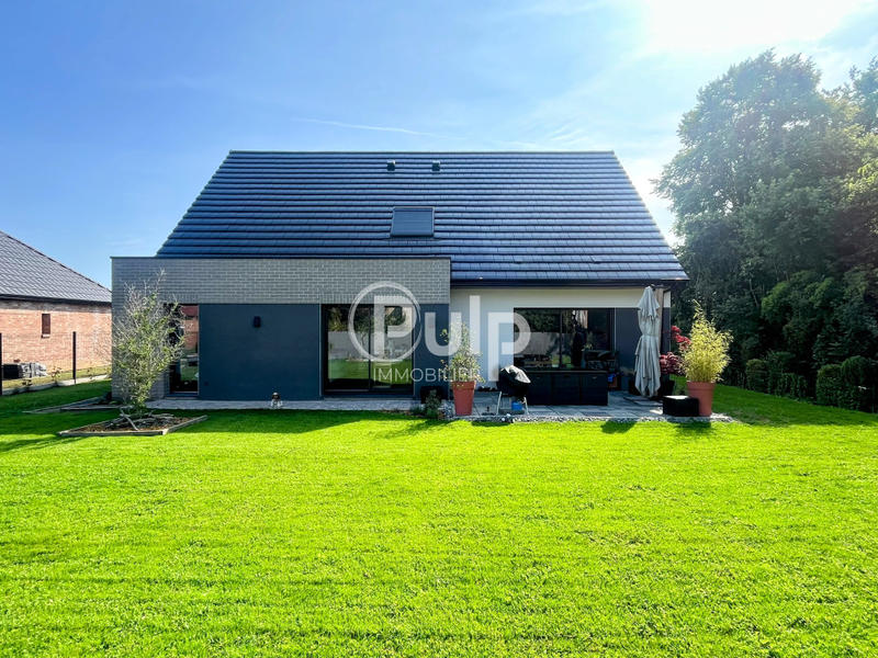 Maison - 174 m² - 7 pièces