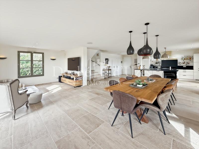 Villa - 158 m² - 5 pièces