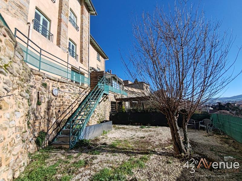 Appartement - 74 m² - 4 pièces