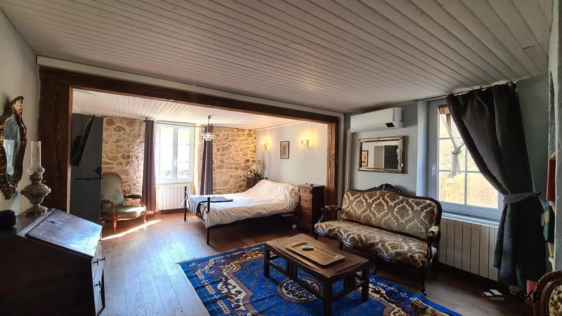 Maison ancienne - 135 m² - 5 pièces