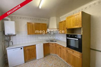 Maison de ville - 84 m² - 5 pièces