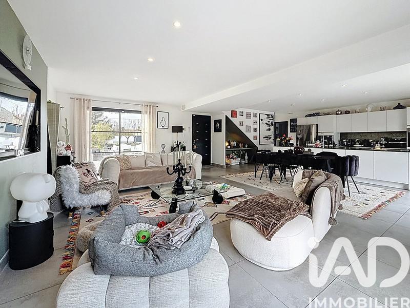 Maison - 168 m² - 5 pièces