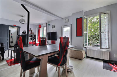 Maison - 92 m² - 5 pièces