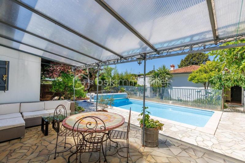 Villa - 150 m² - 5 pièces