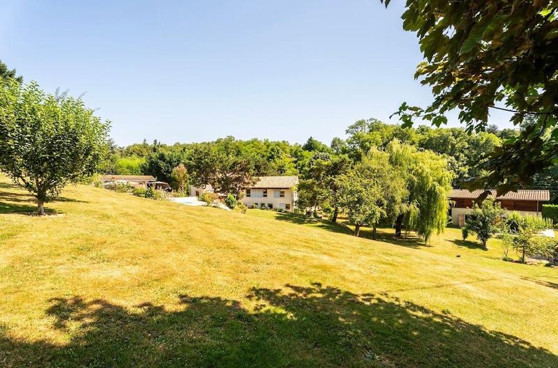 Maison d'architecte - 265 m² - 6 pièces