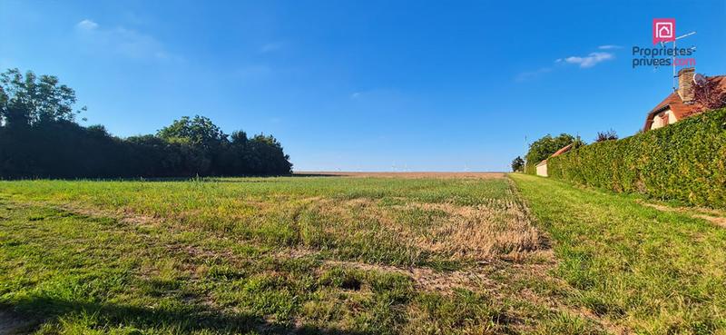 Terrain constructible - 2 439 m²