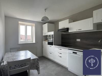 Appartement - 86 m² - 4 pièces