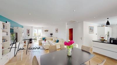 Maison - 142 m² - 5 pièces