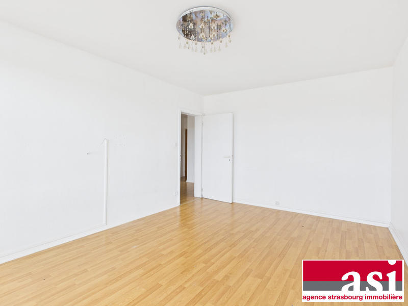 Appartement - 90 m² - 4 pièces