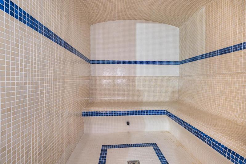 Maison d'architecte - 271 m² - 10 pièces