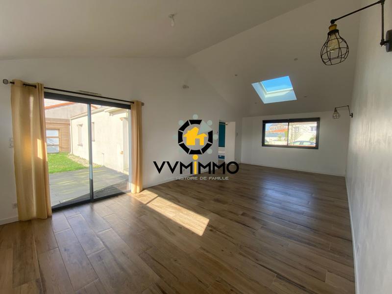 Maison - 121 m² - 6 pièces