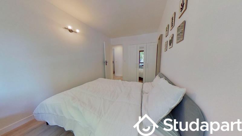 Chambre - 10 m² - 1 pièce