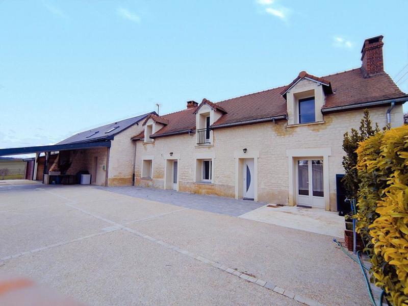 Maison - 187 m² - 7 pièces