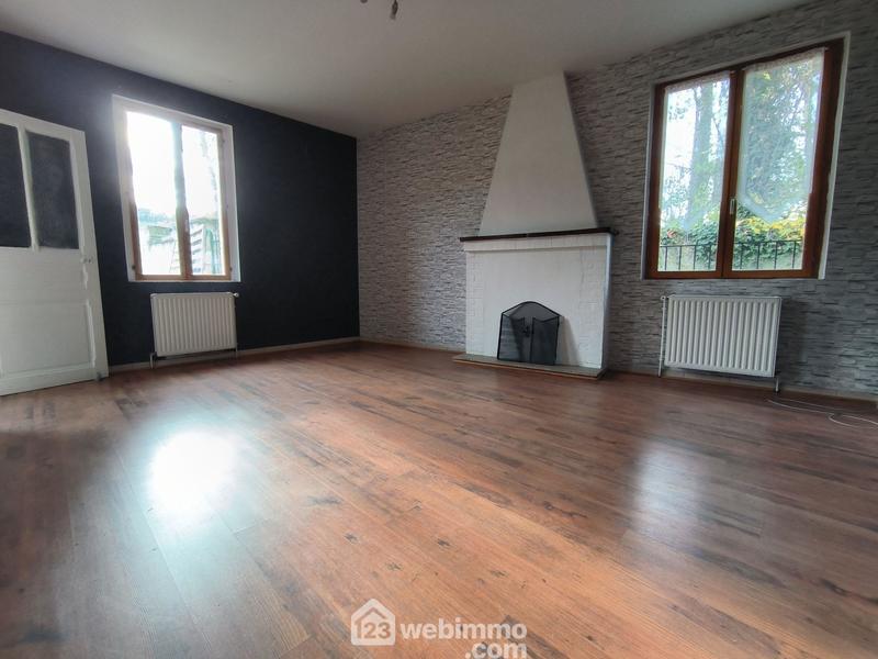 Maison - 180 m² - 8 pièces