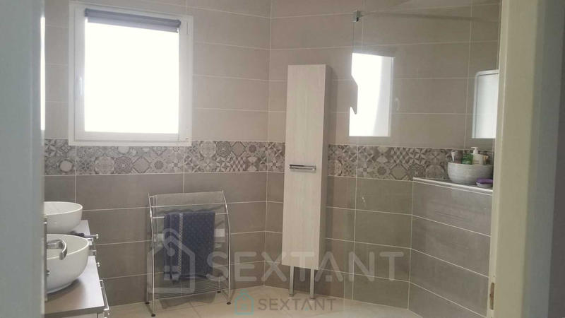 Maison - 142 m² - 6 pièces